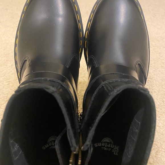 Dr. Martens Jamies buckle Chelsea boots*Rare* - Picture 7 of 7